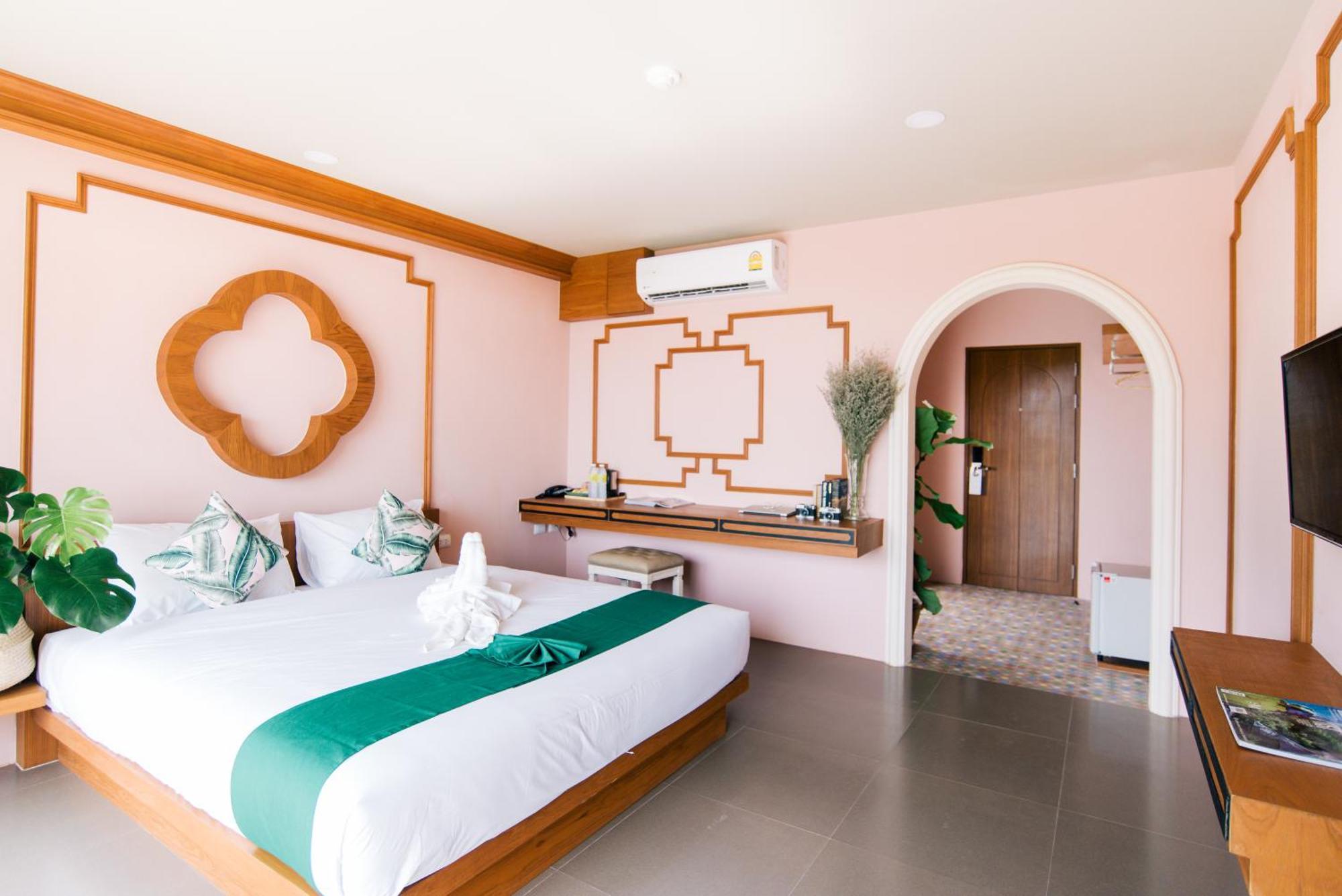 The Pineapple Hotel Krabi Luaran gambar