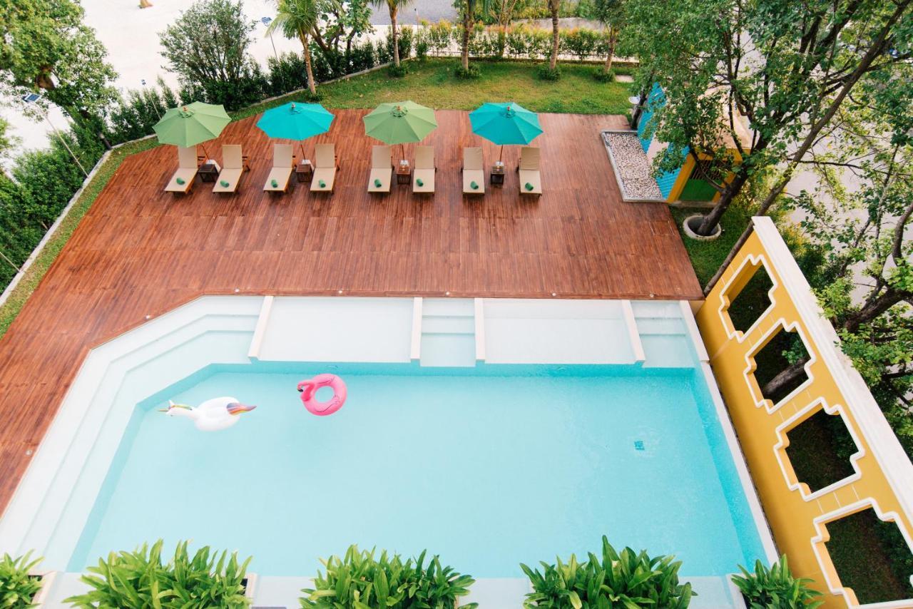 The Pineapple Hotel Krabi Luaran gambar