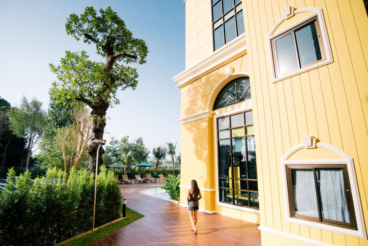 The Pineapple Hotel Krabi Luaran gambar